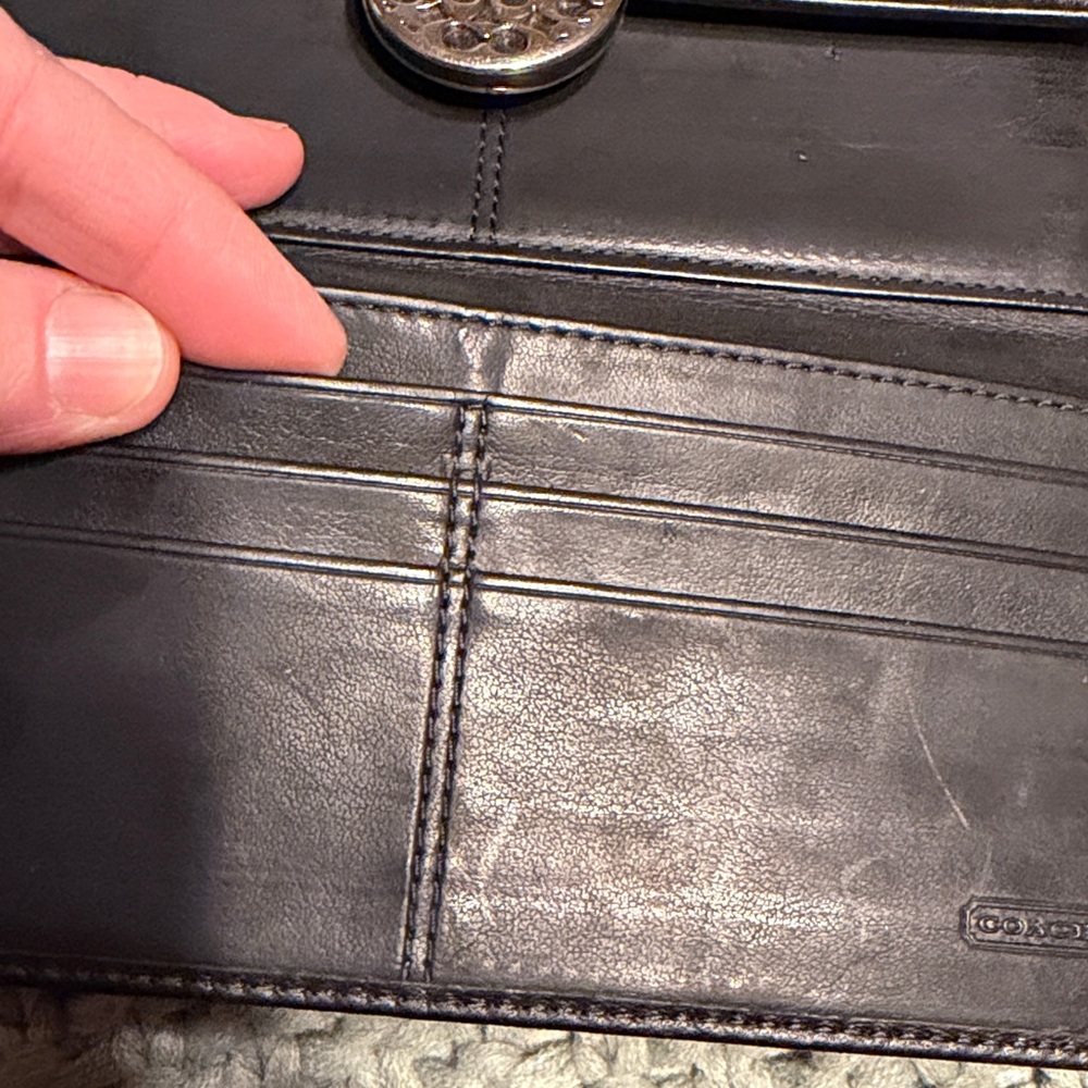 Coach Black Leather wallet - Picture 8 of 9
